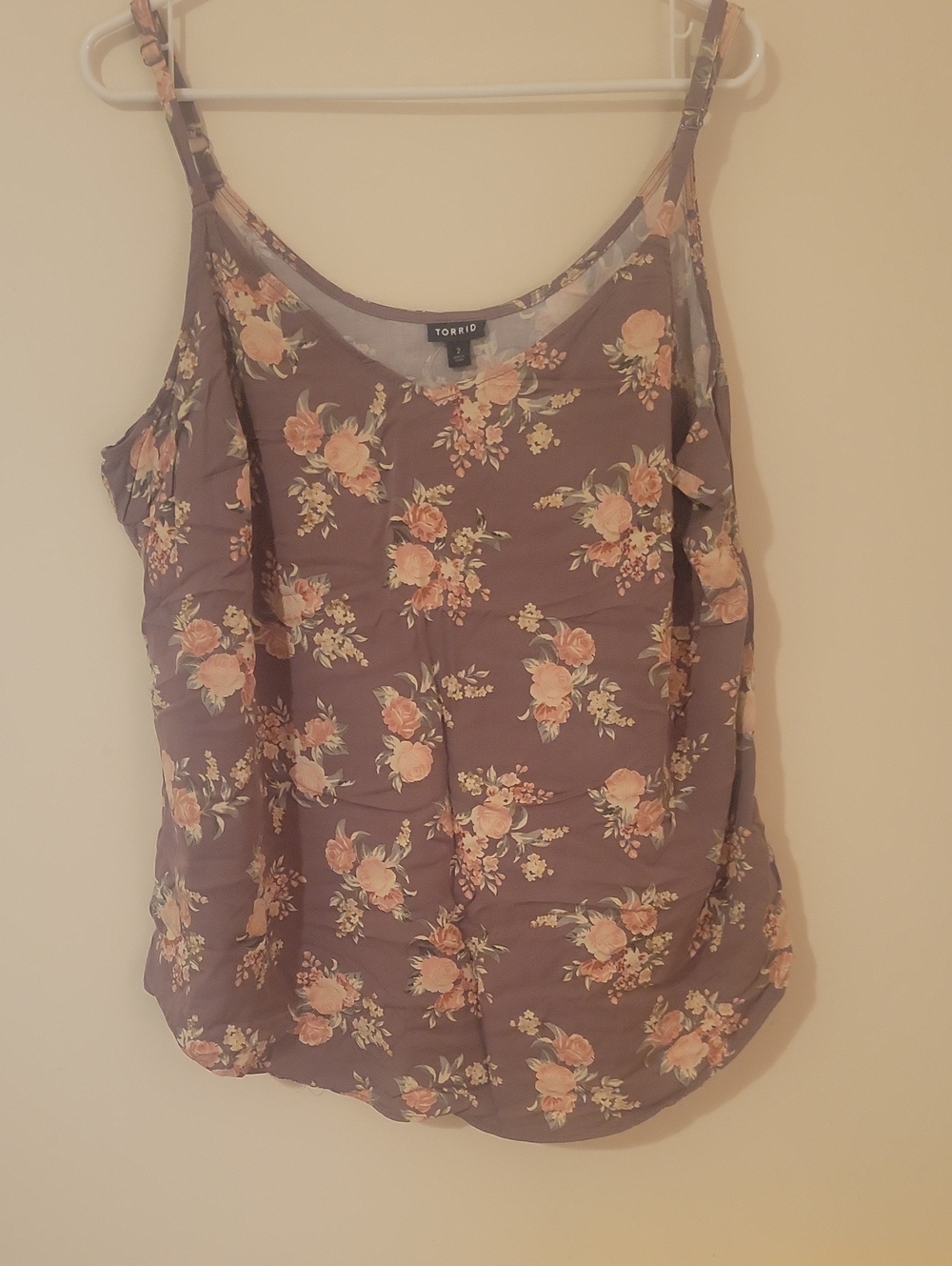 #70  (Bundle 5 For $35)torrid mauve floral cami with peach roses
